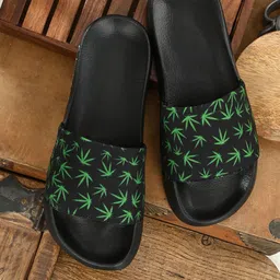 EXTRIMOS Men Green & Black Printed Sliders-picture-26