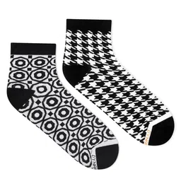 Dynamocks Unisex Pack Of 2 Black & White Printed Ankle Length Socks-image-11