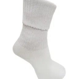 RC. ROYAL CLASS Women Pack Of 3 White Solid Calf Length Socks-image-52