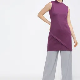 Vishudh Magenta Knited Straight Tunic-image-15