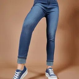 DOLCE CRUDO Women Skinny Fit High-Rise Light Fade Stretchable Jeans-picture-14