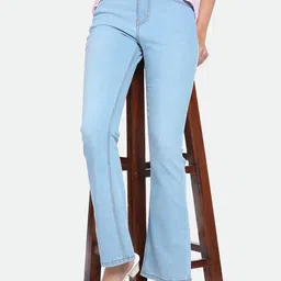 DL Woman Bootcut High-Rise Clean Look Light Fade Stretchable Jeans-image-18