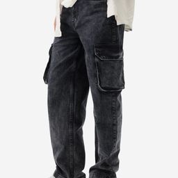 The Souled Store Men Straight Fit Clean Look Light Fade Stretchable Cargo Jeans-image-18