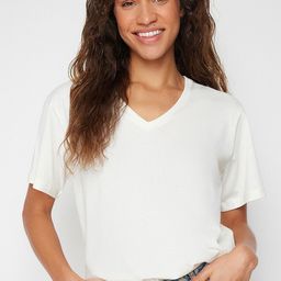 Trendyol V-Neck Short Sleeves  T-shirt-image-125