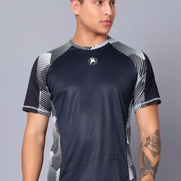 Trenz Geometric Printed Raglan Sleeves Ultra-Boost Sports T-shirt-image-42
