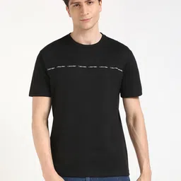 Calvin Klein Jeans Men Typography Pockets T-shirt-image-41