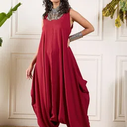 InWeave Round Neck Basic Jumpsuit-picture-16