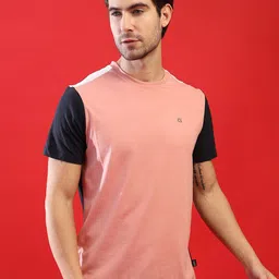 Campus Sutra Men Pink Colourblocked Mandarin Collar Pockets Outdoor T-shirt-image-90
