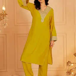indo street Ethnic Motifs Yoke Design Flared Sleeves Sequinned Straight Kurta with Trouser-picture-36