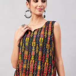 InWeave Tribal Print Notched Neck Top-picture-45