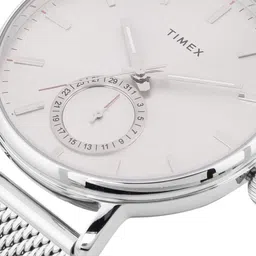 Timex Men Grey Multifunction Analogue Watch with Additional Strap TWEG20000 image 4