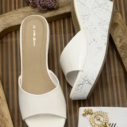 pelle albero Off White Textured Party Wedge Sandals 3 Inch Heels-12