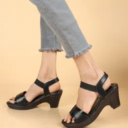 XE Looks Open Toe Platform Heels-13