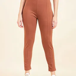 Sweet Dreams Slim-Fit Ankle-Length Gym Tights-picture-26