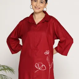 LetsDressUp Floral Printed Shirt Collar High-Low Hem Tunic-image-70