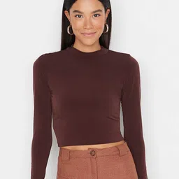 Trendyol Round Neck Long Sleeves Crop Fitted Top-image-67