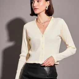 SASSAFRAS Off-White V-Neck Long Sleeves Crop Top-image-49