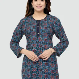 Saree Swarg Women Navy Blue & Red Ethnic Motifs Printed Kurti-7