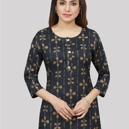 Saree Swarg Floral Printed Sequinned Sequinned Kurti-picture-31