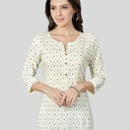 Saree Swarg Floral Printed Kurti-image-24