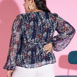 Berrylush Curve Plus Size Floral Print Tie Ups Wrap Top image 4