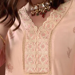 Anouk Pink Ethnic Motifs Printed Straight Sequinned Organza Kurta with Trousers & Dupatta image 2