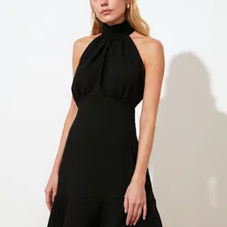 Trendyol Black Solid A-Line Dress-picture-26