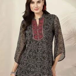 Nayam By Lakshita Mandarin Collar Printed Bohemian Tunic-image-36