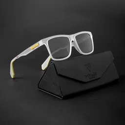 Voyage Unisex Wayfarer Sunglasses With Polarised and UV Protected Lens 892PMG4476Z-9