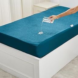Amazon Brand - Solimo Water Resistant Polyester Mattress Protector, Single Bed Size (72x36 inch), Peacock Green-image-16