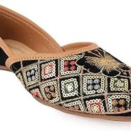 Women Embellished Ethnic Mojaris Flats-image-27