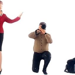 Fashion My Day 1:64 Hand Painted Model People Figure Diorama Scenery Photographer Khaki-image-83