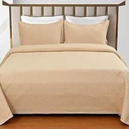 MallowWorld® All Weather 3 Pcs 100% Cotton Ultrasonic 280 Tc Solid King Size Quilted Bed Cover/Bedsheet with 2 Pillow Case, (Luxurious,Cream, 90X100 Inches, 254X228 cm)-image-32