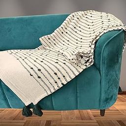 Arvore Hand-Woven Cotton Throw Blanket, Decorative Large Throw with Tassels - Ideal for All Season (Green, 165 x 130 cms)-image-57