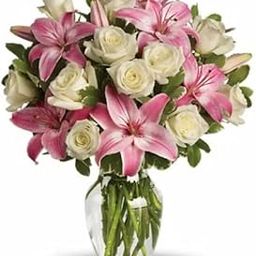 IFG's Beautiful Vase Arrangement of Pink and White Lilies, Roses, 23 pcs Fresh Flowers - Same Day Delivery-image-52