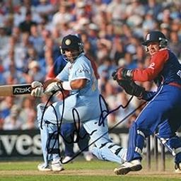 5x7 Inches Original Autographed Photo of Indian Cricketer Robin Uthappa-image-99