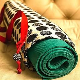 Yoga Mat Carrier Bag with Polka Dot Pattern, Adjustable Shoulder Strap, Black and White with Red Accents-image-62