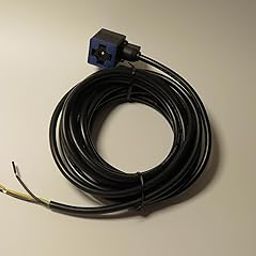 Solenoid Valve Connector with 5m cable, Pin Spacing 18mm.-0