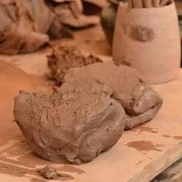 UNHAC Natural Terracotta Clay for Modelling and Sculpting, Pottery Making Mud, 1kg-10