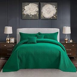 Blythease Oversized King Bedspread 128x120 Extra Wide, Modern & Contemporary Look, Lightweight Bedding Cover, Reversible, 5 Piece, 100% Microfiber, Christmas Green-image-58