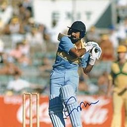 5x7 Inches Original Autographed Photo of Indian Cricketer Krishnamachari Srikkanth-image-93
