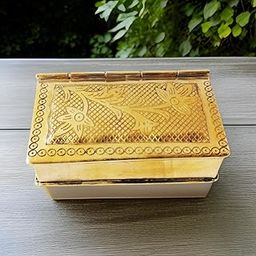 Salvus APP SOLUTIONS Antique Brass Pan Dan/Pan Dibbi, Betel Box For Decoration, Utility & Gift (Gold_3.1x2.5x1 inch)-image-67