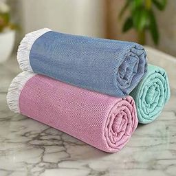 HEELIUM 100% Bamboo Bath Towel | Ultra Soft & Lightweight | Highly Absorbent & Fast Drying Turkish Towel for Bath | Skin-Friendly Towel for Men & Women | 150 x 75 cm | Pack of 3 Teal,Blue,Peach-image-3