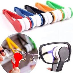 Riziya Brother Microfiber Portable Eyeglass Spectacles Sunglass Lens Cleaner Brush Clip Specs Cleaning Tool With Key Hole Microfiber Cloth Handle Reading Glasses with Keyring.(Pack of 1)-image-59