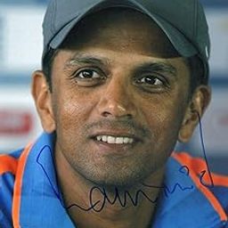 Original Autographed Photo of Indian Cricketer Rahul Dravid-image-28