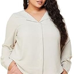 Plus Size Women Textured V-Neck Top-image-24