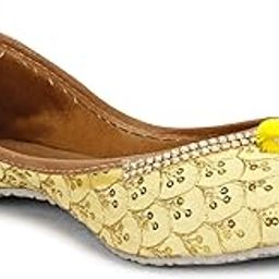 try feet Women's Traditional Ethnic Fabric Jutti and Mojaris-picture-12