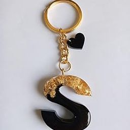 Elegant Black & Gold Resin Letter Keychain with Heart Charm –Perfect Personalized Gift for Loved Ones-image-84