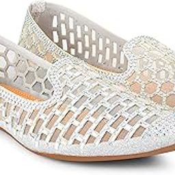 Embellished Pointed Toe Ballerinas: Stylish Flats for Every Occasion-picture-3