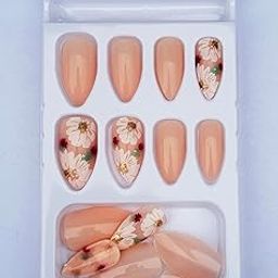 Press-On Nails Set, 24 Pieces, Beige with Floral Design and Gold Accents, Wedding Party Festival Artificial Nails-image-59